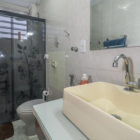 Apartamento à venda com 76m², 2 quartos e sem vagaBanheiro