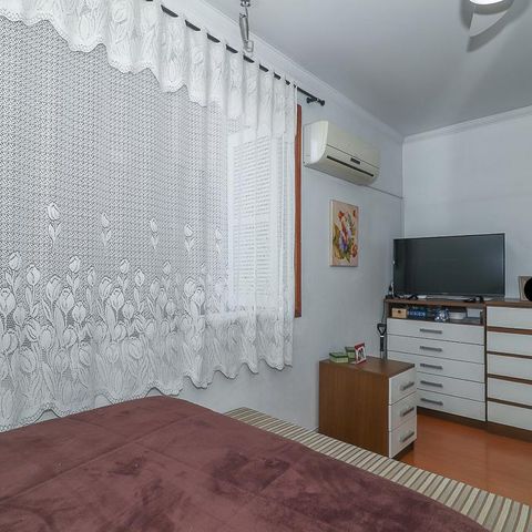 Apartamento à venda com 76m², 2 quartos e sem vagaQuarto 2