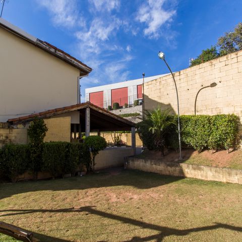 Casa de condomínio à venda com 65m², 2 quartos e 1 vagaÁrea comum