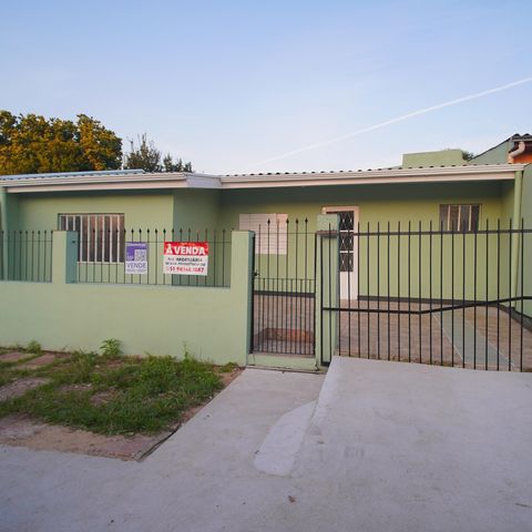 Casa à venda com 83m², 2 quartos e sem vagaFachada