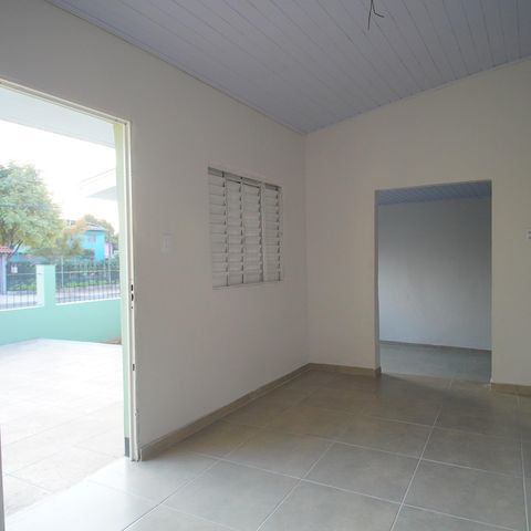 Casa à venda com 83m², 2 quartos e sem vagaSala