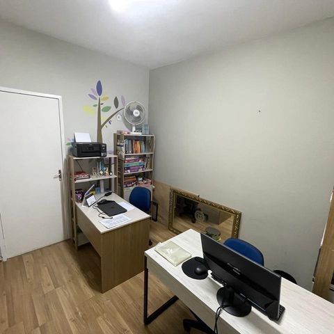 Casa à venda com 174m², 3 quartos e 2 vagas Casa à venda com 174m², 3 quartos e 2 vagasQuarto 1
