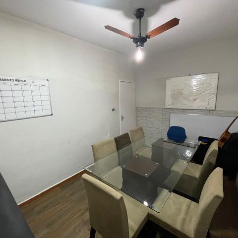 Casa à venda com 174m², 3 quartos e 2 vagas Casa à venda com 174m², 3 quartos e 2 vagasQuarto 3