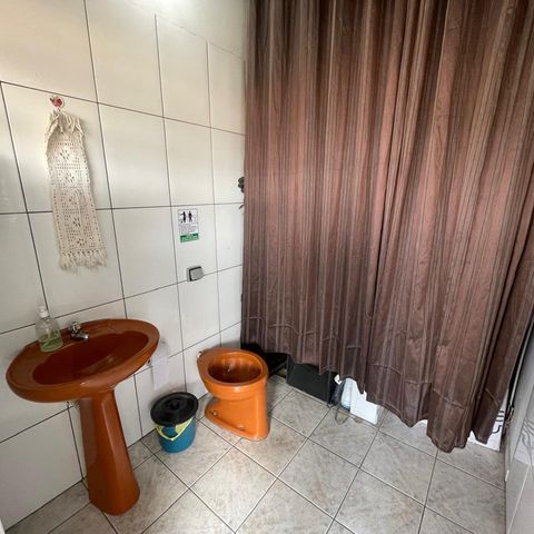 Casa à venda com 174m², 3 quartos e 2 vagas Casa à venda com 174m², 3 quartos e 2 vagasLavabo