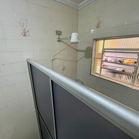 Casa à venda com 174m², 3 quartos e 2 vagas Casa à venda com 174m², 3 quartos e 2 vagasBanheiro