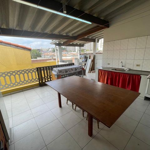 Casa à venda com 174m², 3 quartos e 2 vagas Casa à venda com 174m², 3 quartos e 2 vagasChurrasqueira