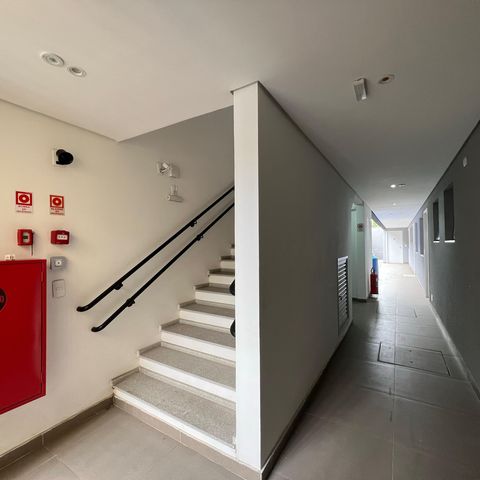 Apartamento à venda com 33m², 1 quarto e sem vaga Apartamento à venda com 33m², 1 quarto e sem vagaHall