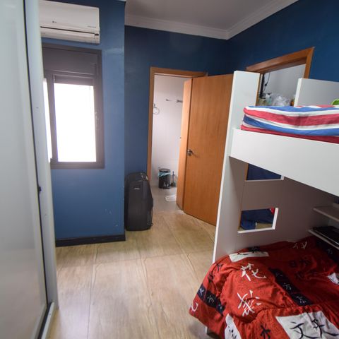 Casa à venda com 237m², 4 quartos e 5 vagas Casa à venda com 237m², 4 quartos e 5 vagasSuite 1