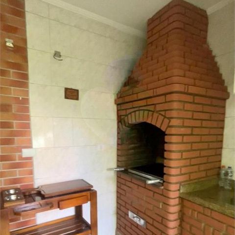 Casa à venda com 200m², 4 quartos e 2 vagas