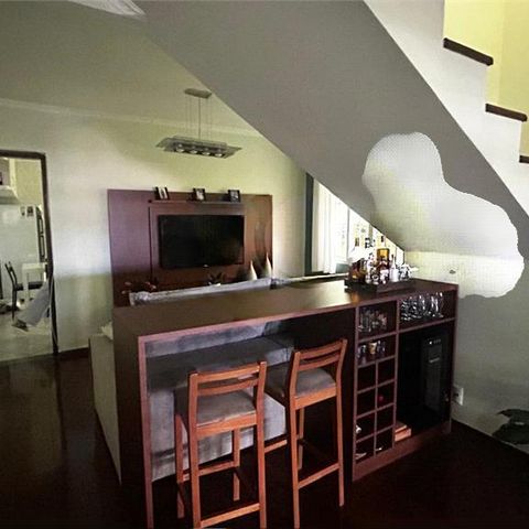 Casa à venda com 200m², 4 quartos e 2 vagas