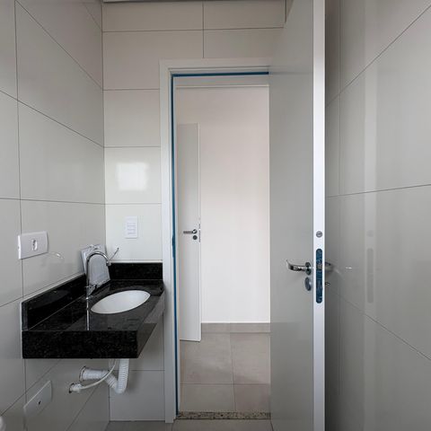 Apartamento para alugar com 48m², 2 quartos e 1 vaga Apartamento para alugar com 48m², 2 quartos e 1 vagaBanheiro da Suíte