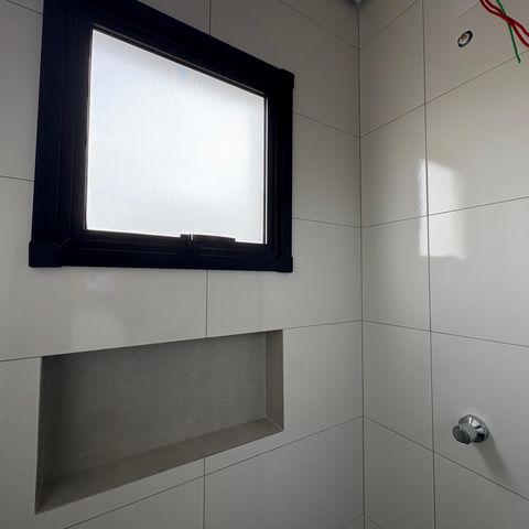 Apartamento para alugar com 48m², 2 quartos e 1 vaga Apartamento para alugar com 48m², 2 quartos e 1 vagaBanheiro da Suíte