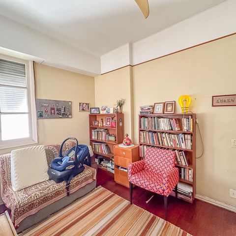 Apartamento à venda com 228m², 4 quartos e 2 vagas Apartamento à venda com 228m², 4 quartos e 2 vagasSuíte 2