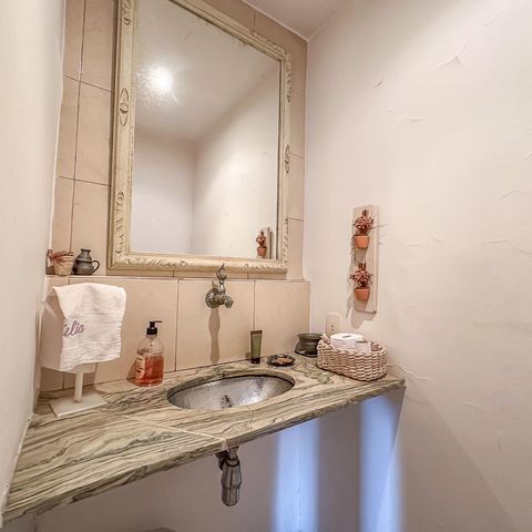 Apartamento à venda com 228m², 4 quartos e 2 vagas Apartamento à venda com 228m², 4 quartos e 2 vagasBanheiro