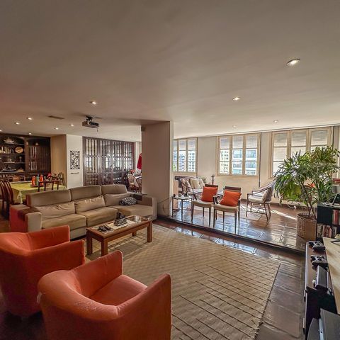Apartamento à venda com 228m², 4 quartos e 2 vagas Apartamento à venda com 228m², 4 quartos e 2 vagasSala