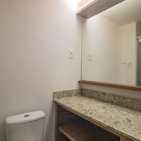Studio à venda com 26m², 1 quarto e sem vaga Studio à venda com 26m², 1 quarto e sem vagaBanheiro Social
