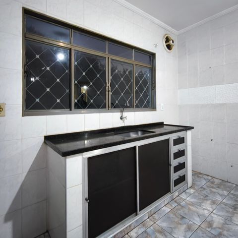 Casa para alugar com 300m², 2 quartos e 4 vagas Casa para alugar com 300m², 2 quartos e 4 vagasCozinha