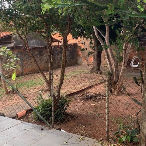 Casa para alugar com 300m², 2 quartos e 4 vagas Casa para alugar com 300m², 2 quartos e 4 vagasQuintal
