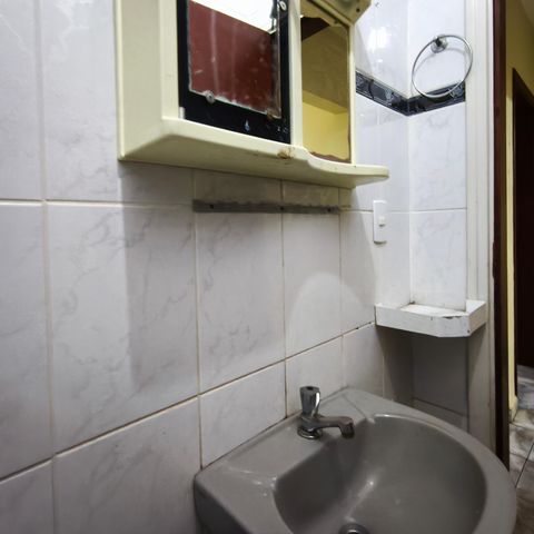 Casa para alugar com 300m², 2 quartos e 4 vagas Casa para alugar com 300m², 2 quartos e 4 vagasBanheiro Social