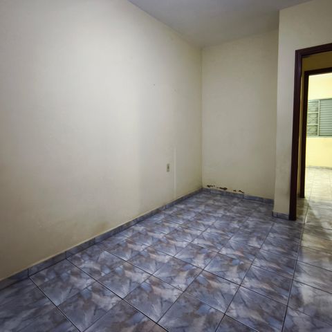 Casa para alugar com 300m², 2 quartos e 4 vagas Casa para alugar com 300m², 2 quartos e 4 vagasQuarto 1