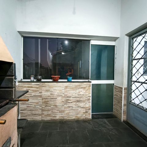 Casa para alugar com 300m², 2 quartos e 4 vagas Casa para alugar com 300m², 2 quartos e 4 vagasÁrea gourmet