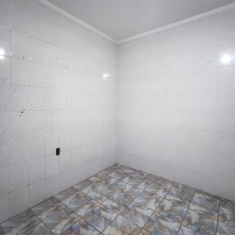 Casa para alugar com 300m², 2 quartos e 4 vagas Casa para alugar com 300m², 2 quartos e 4 vagasCozinha