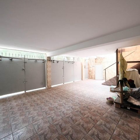 Casa à venda com 220m², 4 quartos e 3 vagasGaragem