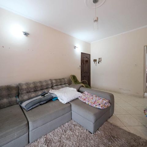Casa à venda com 220m², 4 quartos e 3 vagasSala