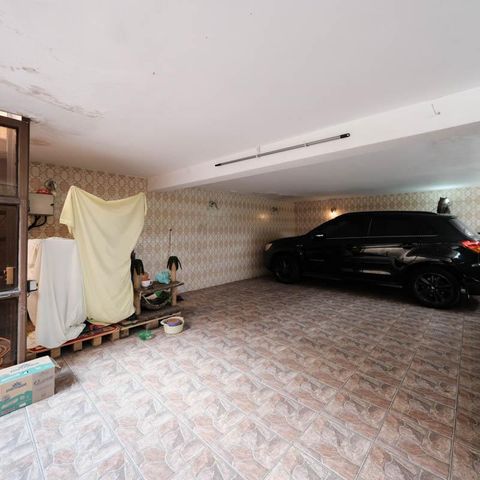 Casa à venda com 220m², 4 quartos e 3 vagasGaragem