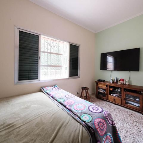 Casa à venda com 220m², 4 quartos e 3 vagasQuarto 2