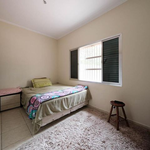 Casa à venda com 220m², 4 quartos e 3 vagasQuarto 2