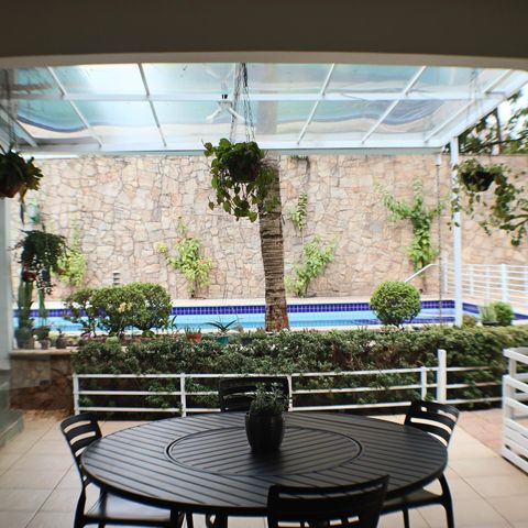 Casa à venda com 700m², 4 quartos e 4 vagasVaranda