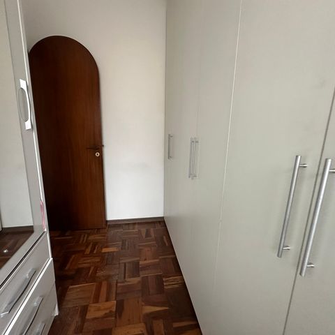 Casa à venda com 700m², 4 quartos e 4 vagasQuarto de Serviço