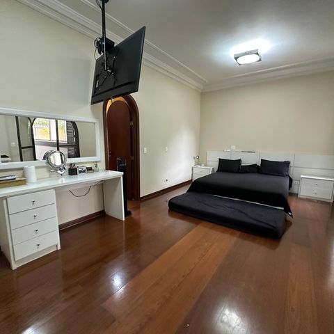 Casa à venda com 700m², 4 quartos e 4 vagasSuíte 3
