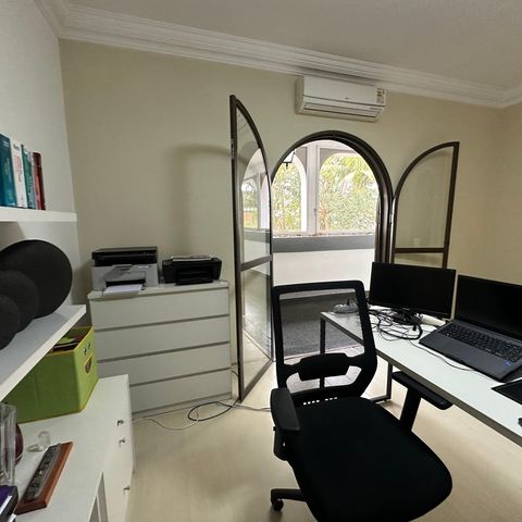 Casa à venda com 700m², 4 quartos e 4 vagasSuíte 2