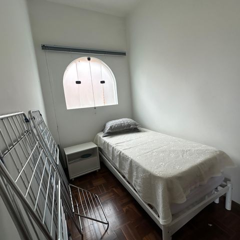 Casa à venda com 700m², 4 quartos e 4 vagasQuarto de Serviço