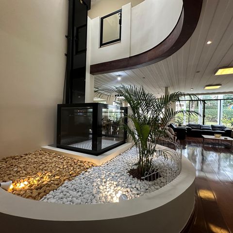 Casa à venda com 700m², 4 quartos e 4 vagasSala