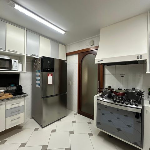 Casa à venda com 700m², 4 quartos e 4 vagasCozinha