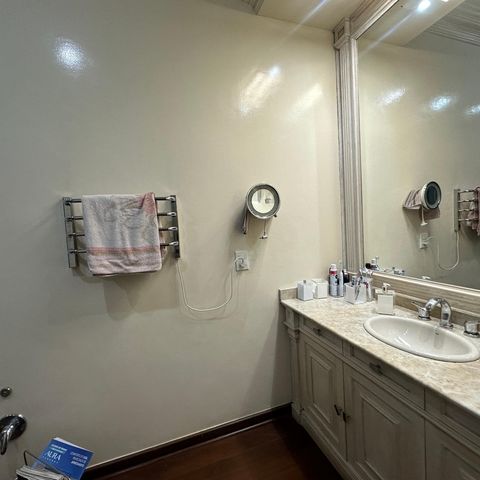 Casa à venda com 700m², 4 quartos e 4 vagasBanheiro da Suíte 3