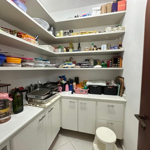 Casa à venda com 700m², 4 quartos e 4 vagasDespensa 2