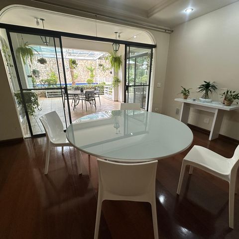 Casa à venda com 700m², 4 quartos e 4 vagasSala de Almoço