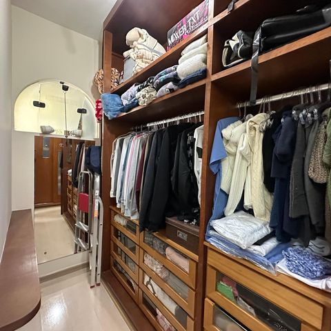 Casa à venda com 700m², 4 quartos e 4 vagasCloset da suíte 1