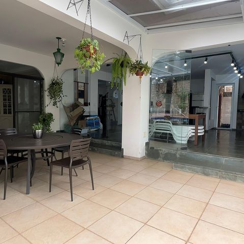 Casa à venda com 700m², 4 quartos e 4 vagasQuintal