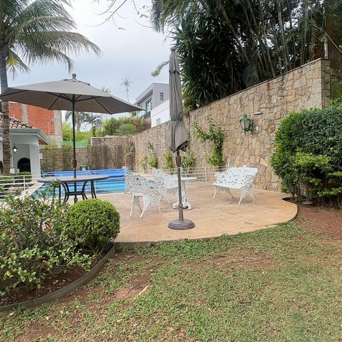 Casa à venda com 700m², 4 quartos e 4 vagasQuintal