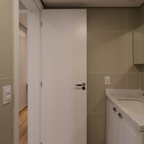 Apartamento à venda com 87m², 2 quartos e 2 vagasBanheiro Social