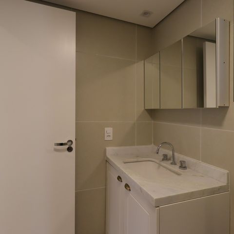 Apartamento à venda com 87m², 2 quartos e 2 vagasBanheiro Social
