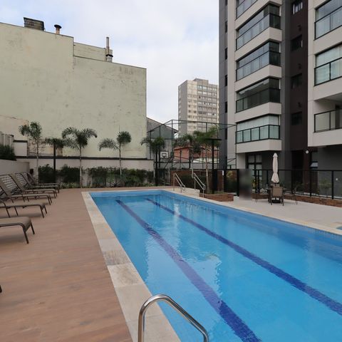 Apartamento à venda com 87m², 2 quartos e 2 vagasÁrea Comum - Piscina