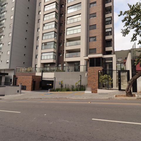 Apartamento à venda com 87m², 2 quartos e 2 vagasFachada