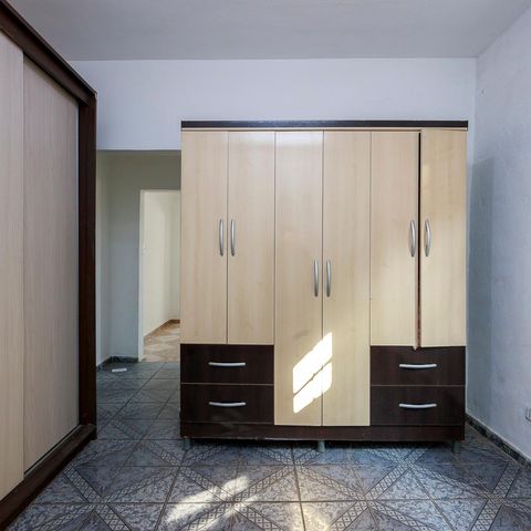 Casa à venda com 140m², 1 quarto e 1 vaga Casa à venda com 140m², 1 quarto e 1 vagaQuarto