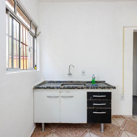 Casa à venda com 140m², 1 quarto e 1 vaga Casa à venda com 140m², 1 quarto e 1 vagaCozinha